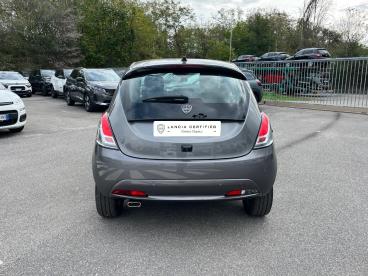 LANCIA CERTIFIED Lancia Ypsilon 1.0 Firefly 70cv Hybrid Platino Usata - City Car Ibrido Grigio - Roma - 2393215_5