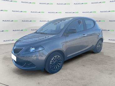 LANCIA CERTIFIED Lancia Ypsilon Iii 2021 1.0 Firefly Hybrid Platino S And S 70cv Usata - City Car Ibrido Grigio - Bari - 2393394_1