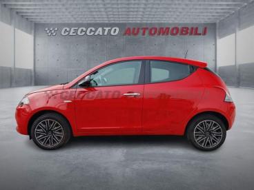 LANCIA CERTIFIED Lancia Ypsilon 1.0 Firefly Hybrid Gold S And S 70cv Usata - City Car Ibrido Rosso - Bassano Del Grappa - 2393739_2