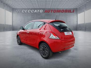 LANCIA CERTIFIED Lancia Ypsilon 1.0 Firefly Hybrid Gold S And S 70cv Usata - City Car Ibrido Rosso - Bassano Del Grappa - 2393739_3