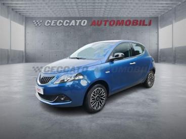 LANCIA CERTIFIED Lancia Ypsilon 1.0 Firefly Hybrid Gold Plus S And S 70cv 5p.ti Usata - City Car Ibrido Blu - Bassano Del Grappa - 2393741_1