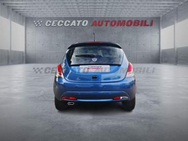 LANCIA CERTIFIED Lancia Ypsilon 1.0 Firefly Hybrid Gold Plus S And S 70cv 5p.ti Usata - City Car Ibrido Blu - Bassano Del Grappa - 2393741_5