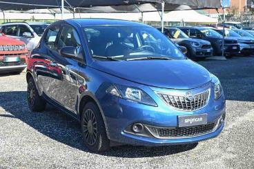 LANCIA CERTIFIED Lancia Ypsilon 1.0 Firefly 5 Porte S And S Hybrid Silver Plus Usata - City Car Ibrido Blu - Carmagnola - 2394010_3