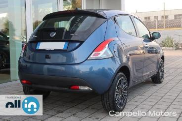 LANCIA CERTIFIED Lancia Ypsilon 1.0 70cv Hybrid S And S Gold Usata - City Car Ibrido Blu - Mirano - 2394188_3