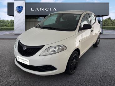 LANCIA CERTIFIED Lancia Ypsilon 1.0 70cv Firefly Hybrid S&s Silver Usata - City Car Ibrido Bianco - Napoli - 2394319_1