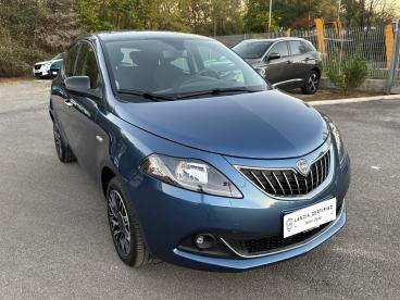 LANCIA CERTIFIED Lancia Ypsilon 1.0 Firefly 70cv Hybrid Platino Usata - City Car Ibrido Blu - Roma - 2394320_3