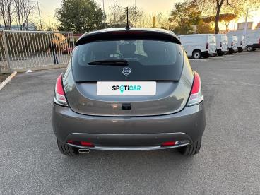 LANCIA CERTIFIED Lancia Ypsilon 1.0 Firefly 70cv Hybrid Platino Usata - City Car Ibrido Grigio - Roma - 2394593_5