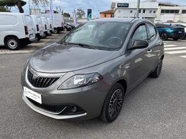 LANCIA CERTIFIED Lancia Ypsilon 1.0 Firefly 70cv Hybrid Platino Usata - City Car Benzina Grigio - Roma - 2395620_1