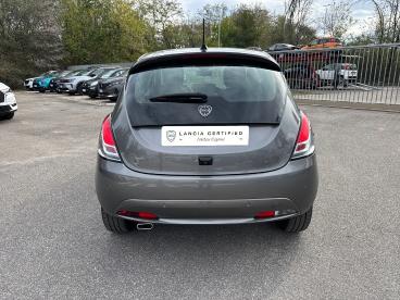 LANCIA CERTIFIED Lancia Ypsilon 1.0 Firefly 70cv Hybrid Platino Usata - City Car Benzina Grigio - Roma - 2395620_5