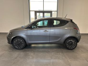 LANCIA CERTIFIED Lancia Ypsilon 1.0 Firefly 70cv Hybrid Platino Usata - City Car Ibrido Grigio - Roma - 2396095_4