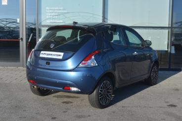 LANCIA CERTIFIED Lancia Ypsilon Iii 2021 1.0 Firefly Hybrid Platino S And S 70cv Usata - City Car Ibrido Blu - Brescia - 2397000_3