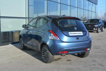 LANCIA CERTIFIED Lancia Ypsilon Iii 2021 1.0 Firefly Hybrid Platino S And S 70cv Usata - City Car Ibrido Blu - Brescia - 2397000_4