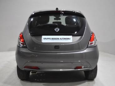 LANCIA CERTIFIED Lancia Ypsilon Iii 2021 1.0 Firefly Hybrid Platino S And S 70cv Usata - City Car Ibrido Grigio - Brescia - 2397600_4