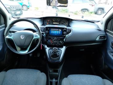 LANCIA CERTIFIED Lancia Ypsilon 1.0 Firefly 70 Cv Start And Amp,stop Hybrid Gold Usata - City Car Ibrido Grigio - Fisciano - 2397639_5