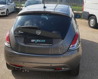 LANCIA CERTIFIED Lancia Ypsilon 1.2 69 Cv 5 Porte Gpl Gold Plus Usata - City Car Gpl Grigio - Foggia - 2397651_5