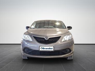 LANCIA CERTIFIED Lancia Ypsilon 1.2 Gold S And S 69cv My19 Usata - City Car Benzina Grigio - Pistoia - 2398060_2