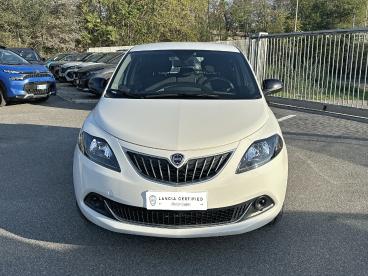 LANCIA CERTIFIED Lancia Ypsilon 1.0 Firefly 70cv Hybrid Platino Usata - City Car Benzina Bianco - Roma - 2398221_2