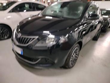 LANCIA CERTIFIED Lancia Ypsilon 1.0 70cv Hybrid Platino Promo Usata - City Car Ibrido Nero - Cesena - 2398423_1