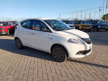 LANCIA CERTIFIED Lancia Ypsilon 1.0 Firefly 5 Porte S And S Hybrid Oro Usata - City Car Ibrido Bianco - Spinetta Marengo - 2398761_3