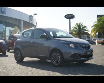 LANCIA CERTIFIED Lancia Ypsilon 3&ordf; Serie 1.0 Firefly 5 Porte S And S Hybrid Gold Usata - City Car Ibrido Grigio - Pineto - 2399191_3