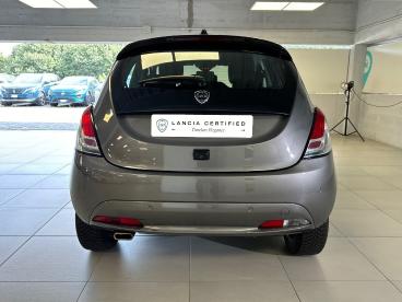 LANCIA CERTIFIED Lancia Ypsilon 1.0 Firefly 70cv Hybrid Platino Usata - City Car Ibrido Grigio - Milano - 2399228_5