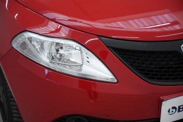 LANCIA CERTIFIED Lancia Ypsilon 1.0 Firefly Hybrid Silver S And S 70cv Usata - City Car Ibrido Rosso - Pistoia - 2400072_4