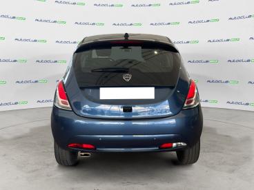 LANCIA CERTIFIED Lancia Ypsilon Iii 2021 1.0 Firefly Hybrid Platino S And S 70cv Usata - City Car Ibrido Blu - Bari - 2400101_5