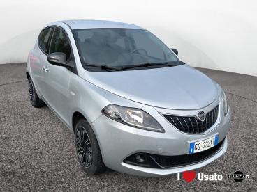 LANCIA CERTIFIED Lancia Ypsilon Iii 2021 1.0 Firefly Hybrid Gold S And S 70cv Usata - City Car Ibrido Grigio - Roma - 2400442_2