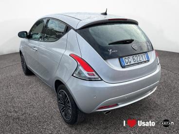 LANCIA CERTIFIED Lancia Ypsilon Iii 2021 1.0 Firefly Hybrid Gold S And S 70cv Usata - City Car Ibrido Grigio - Roma - 2400442_4