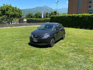 LANCIA CERTIFIED Lancia Ypsilon 1.0 Firefly 70cv S And Amp, Hybrid Gold Usata - City Car Ibrido Nero - Fisciano - 2400670_1