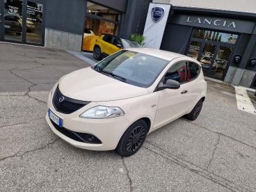 LANCIA CERTIFIED Lancia Ypsilon Iii 2015 1.2 Elefantino Blu S And S 69cv My19 Usata - City Car Benzina Bianco - Roma - 2401317_1