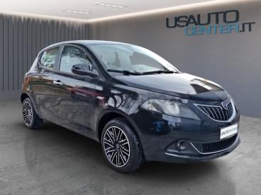 LANCIA CERTIFIED Lancia Ypsilon 1.0 Firefly 5 Porte S And S Hybrid Ecochic Gold Usata - City Car Ibrido Nero - Varese - 2401392_2