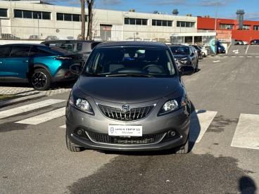 LANCIA CERTIFIED Lancia Ypsilon 1.0 Firefly 70cv Hybrid Platino Usata - City Car Ibrido Grigio - Roma - 2402712_2