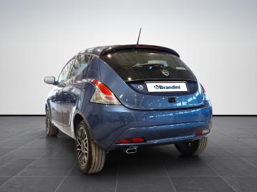 LANCIA CERTIFIED Lancia Ypsilon 1.0 Firefly Hybrid Platino S And S 70cv Usata - City Car Ibrido Blu - Pistoia - 2402872_4