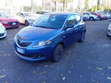LANCIA CERTIFIED Lancia Ypsilon New 5 Porte My24 1.0 Firefly 70 Cvstart And Stop H Usata - City Car Ibrido Blu - Roma - 2403211_1