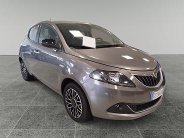 LANCIA CERTIFIED Lancia Ypsilon 1.0 Firefly 5 Porte S And S Hybrid Platino Usata - City Car Ibrido Grigio - Grugliasco - 2405907_1
