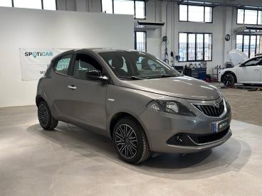 LANCIA CERTIFIED Lancia Ypsilon 1.0 Firefly 5 Porte Hybrid Usata - City Car Ibrido Grigio - Bologna - 2406253_3