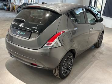LANCIA CERTIFIED Lancia Ypsilon 1.0 Firefly 5 Porte Hybrid Usata - City Car Ibrido Grigio - Bologna - 2406253_4