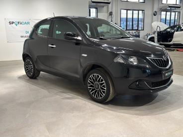 LANCIA CERTIFIED Lancia Ypsilon 1.0 Firefly 5 Porte Hybrid Platino Usata - City Car Ibrido Nero - Bologna - 2406254_3