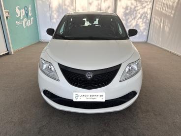 LANCIA CERTIFIED Lancia Ypsilon 1.0 70cv Firefly Hybrid S&s Silver Usata - City Car Ibrido Bianco - Napoli - 2407018_2