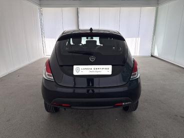 LANCIA CERTIFIED Lancia Ypsilon 1.0 Firefly 70cv Hybrid Oro Usata - City Car Ibrido Nero - Napoli - 2407019_5