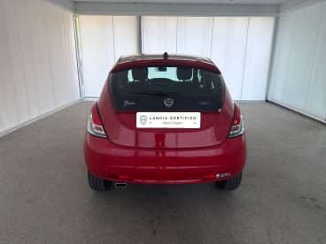 LANCIA CERTIFIED Lancia Ypsilon 1.0 Firefly 70cv S&s Hybrid Gold Usata - City Car Ibrido Rosso - Napoli - 2407020_5