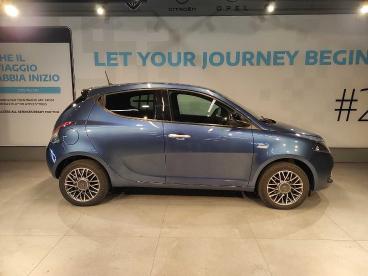 SPOTICAR Lancia Ypsilon 1.0 Firefly 5 Porte S&s Hybrid Gold Plus Usata - City Car Benzina Blu - Verona - 1202407381_4