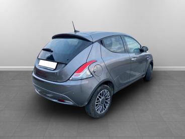 LANCIA CERTIFIED Lancia Ypsilon Iii 2021 1.2 Gold Plus Gpl 69cv Usata - City Car  Grigio - Torino - 2407860_5