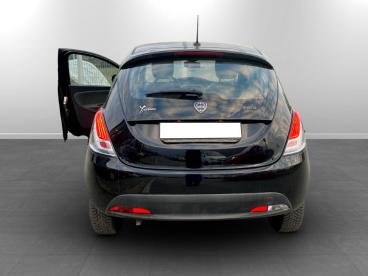 LANCIA CERTIFIED Lancia Ypsilon Iii 2021 1.0 Firefly Hybrid Silver S And S 70cv Usata - City Car Ibrido Nero - Torino - 2407862_4
