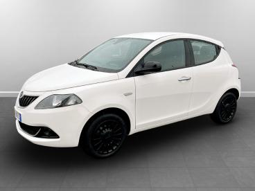 LANCIA CERTIFIED Lancia Ypsilon Iii 2021 1.0 Firefly Hybrid Silver S And S 70cv Usata - City Car Ibrido Bianco - Torino - 2407865_1