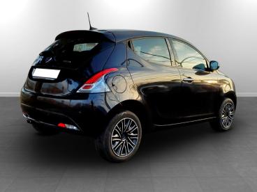LANCIA CERTIFIED Lancia Ypsilon Iii 2021 1.0 Firefly Hybrid Gold S And S 70cv Usata - City Car Ibrido Nero - Torino - 2407868_5
