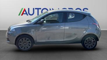 LANCIA CERTIFIED Lancia Ypsilon Iii 2021 1.0 Firefly Hybrid Gold S And S 70cv Usata - City Car Ibrido Grigio - Torino - 2407869_2
