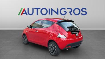 LANCIA CERTIFIED Lancia Ypsilon Iii 2021 1.0 Firefly Hybrid Gold S And S 70cv 5p.t Usata - City Car Ibrido Rosso - Torino - 2407870_3