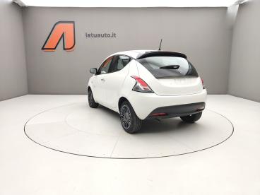 LANCIA CERTIFIED Lancia Ypsilon Iii 2021 1.0 70cv Hybrid Oro Usata - City Car Ibrido Plug-in Bianco - Voghera - 2408571_5